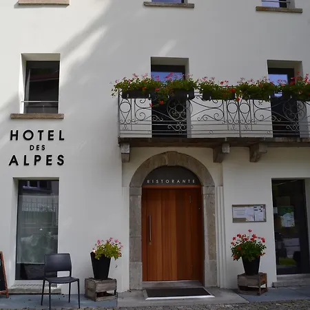 Des Alpes 3*