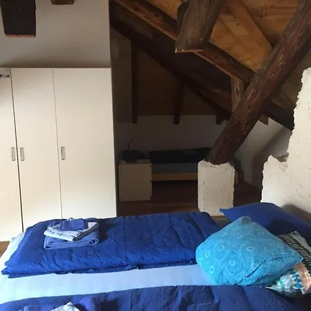 Des Alpes מלון 3*